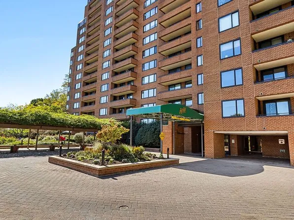 111 Hamlet Hill Rd Unit 1304, Baltimore, MD 21210