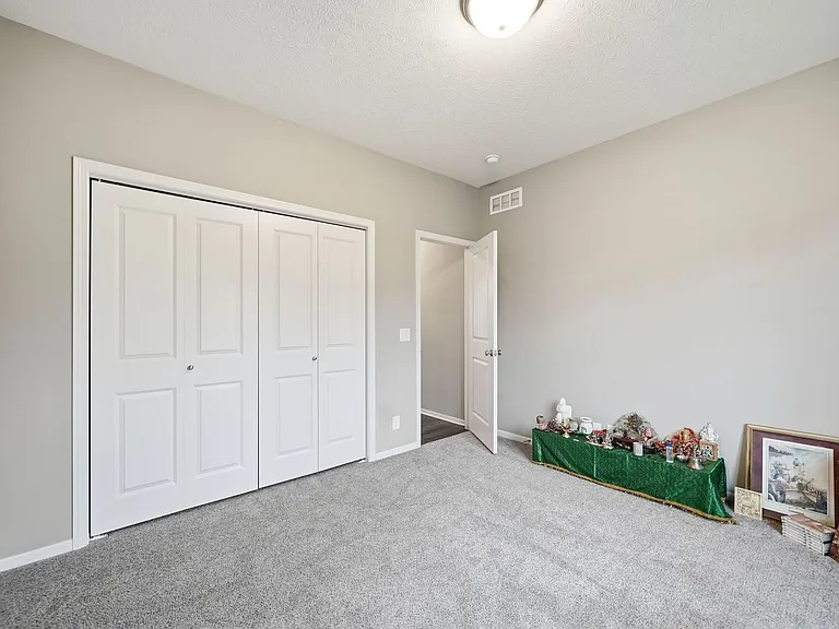 8920 Shadow Creek Ln — Photo 26