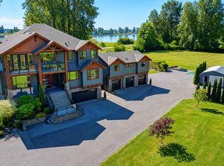 300 Laurier Ave, Pt Coquitlam, BC V3E3G1