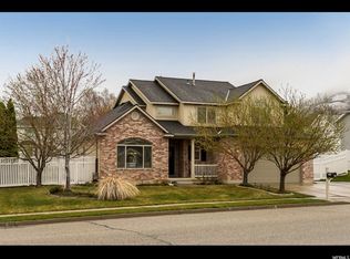 804 Creek Ln, Farmington, UT 84025