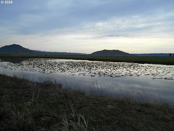 3rd image of Skeen Ranch Rd