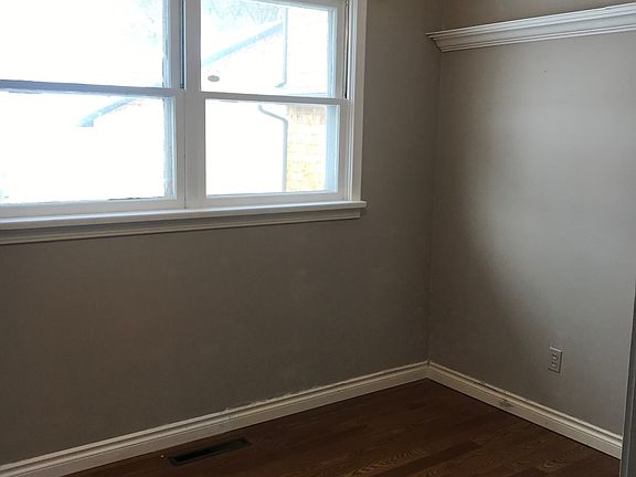 5th image of 12144 105th St NW