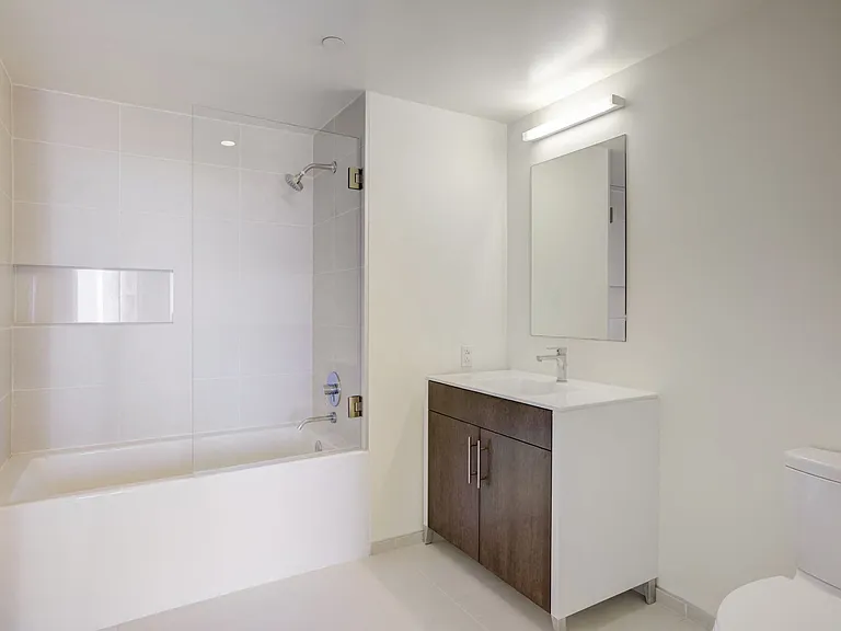 AKA West Hollywood Apartment Residences — Photo 20