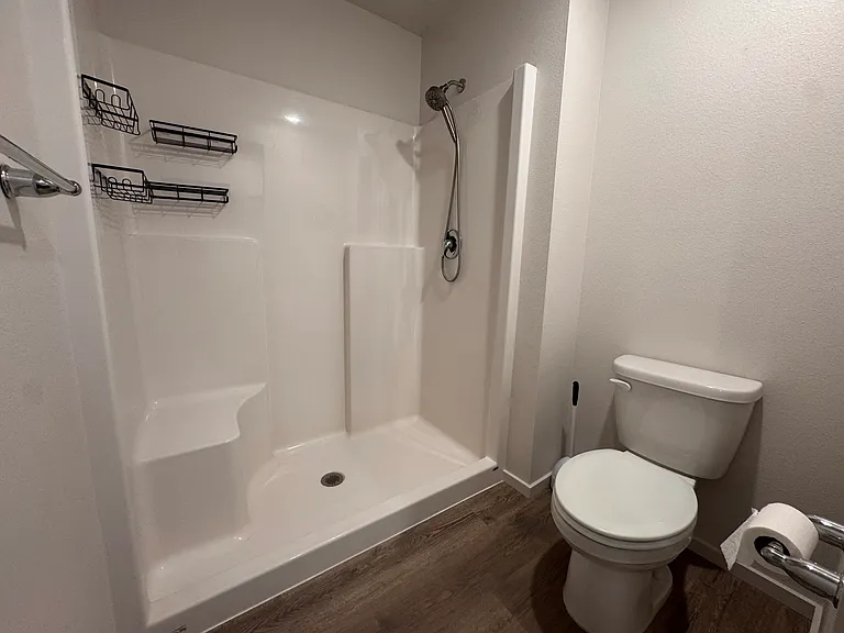 1808 E B St — Photo 9