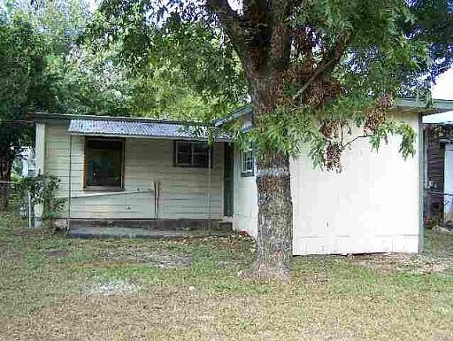 2nd image of 1318 LEE HALL ST
