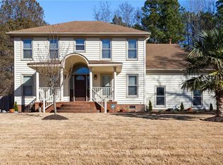 501 Wittington Dr, Chesapeake, VA 23322