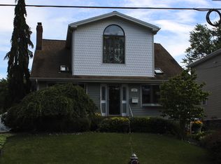 419 Locust Ave, Garwood, NJ 07027