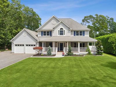 19 Canvasback Lane, East Quogue, NY, 11942