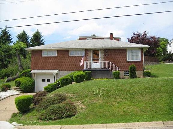 2nd image of 1621 McElhinny Ave