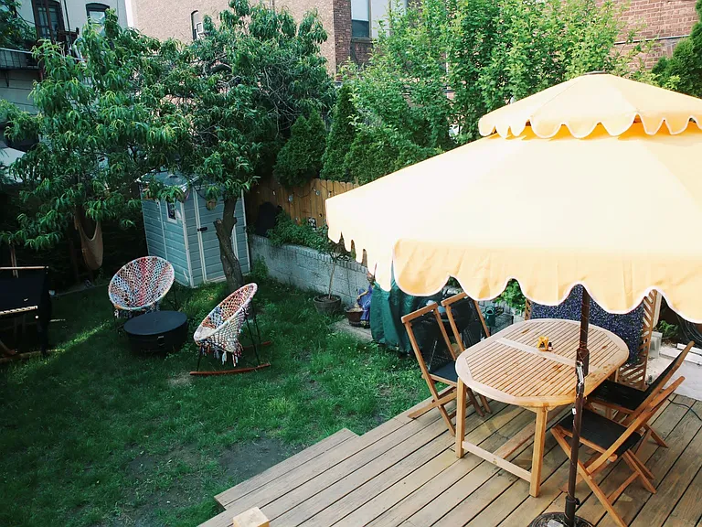 453 Harman St #GF — Photo 9