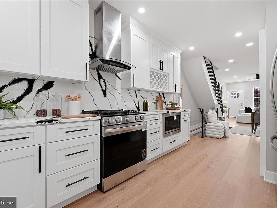 1st image of 511 N 37th St