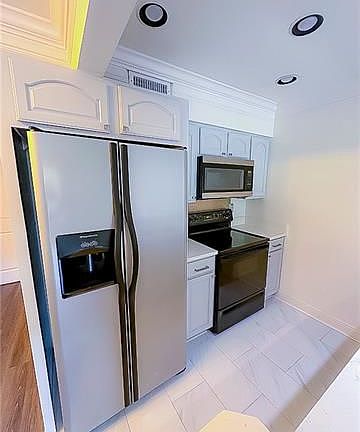 5th image of 4007 Saint Charles Ave APT 308