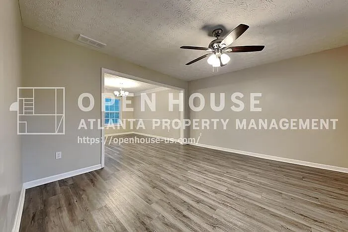 1210 Webb Farm Ln — Photo 6
