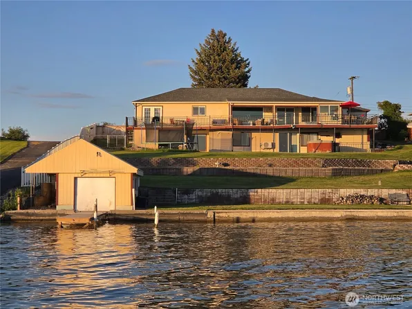 2360 Elgin Road NE, Moses Lake, WA 98837