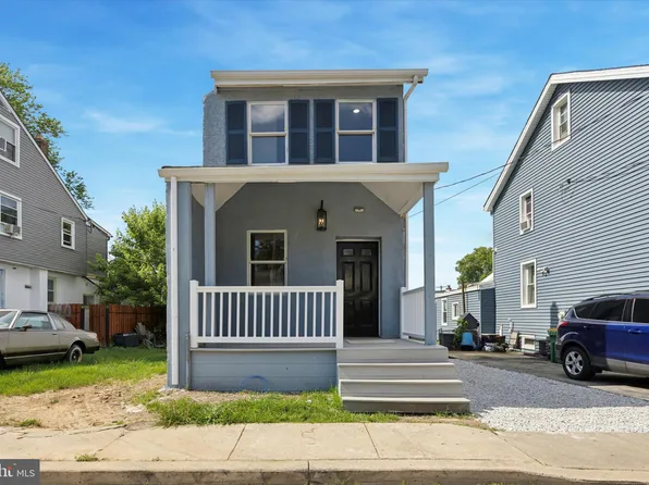 4210 W 7th St, Trainer, PA 19061