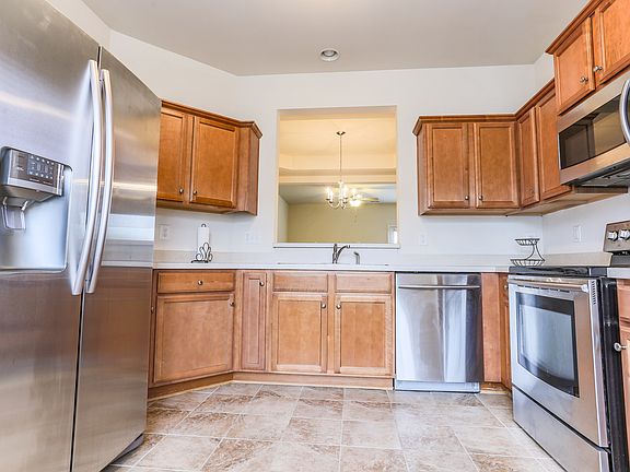 2nd image of 104 Colter Dr