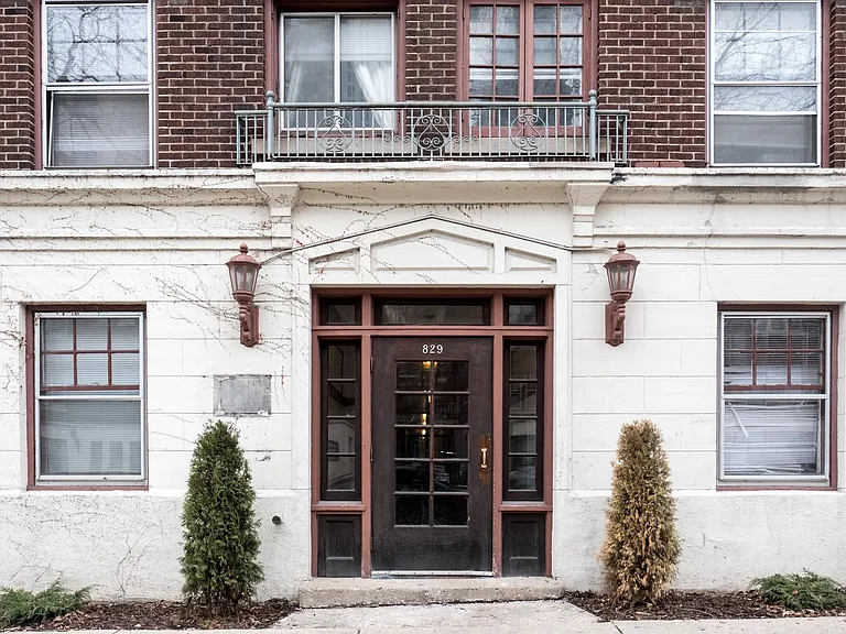 829 N. Cass — Photo 46