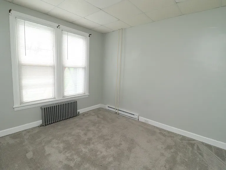 56-58 N Nice St #1L — Photo 10
