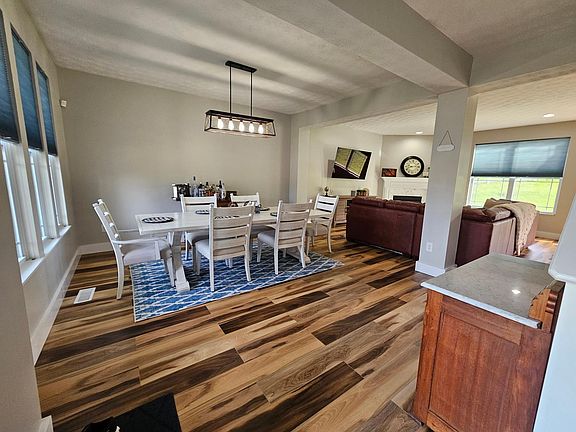 3rd image of 1144 Walden Ct