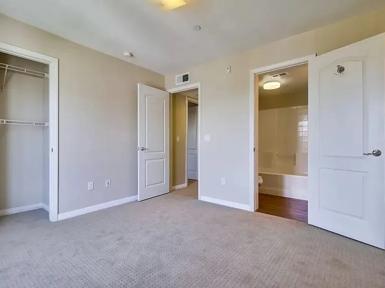 4965 Haight Trl — Photo 6