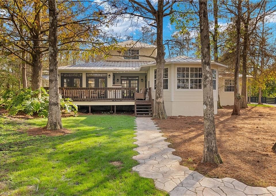 5271 Cherry Wood DR, Naples, FL 34119 | MLS #226005856 | Zillow