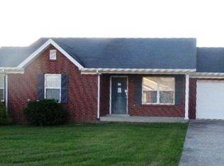 1030 Kingsway Dr, Lawrenceburg, KY 40342