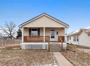 143 E 7th St, Roxana, IL 62084