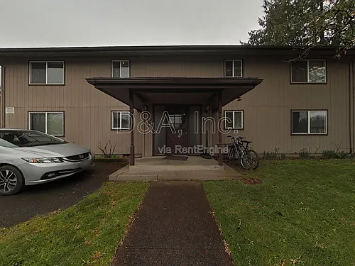 605 NW Kings Blvd Photo 1