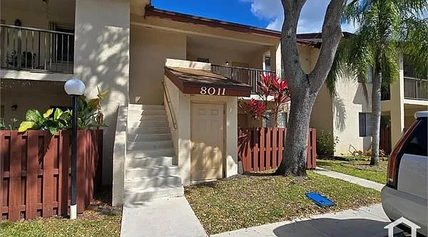 3 bed, $2,800 — Photo 2