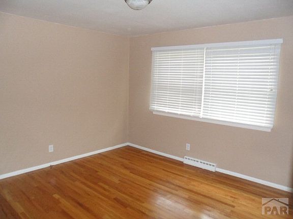 5th image of 1625 Horseshoe Dr
