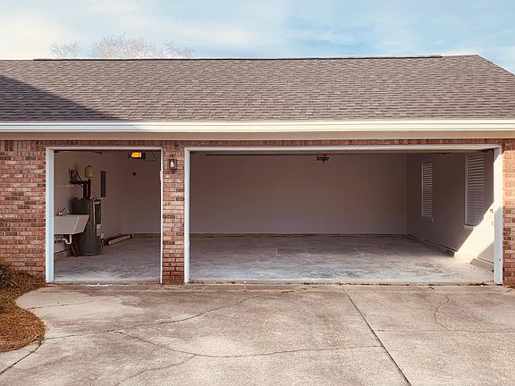 5th image of 804 Wyoming Ave