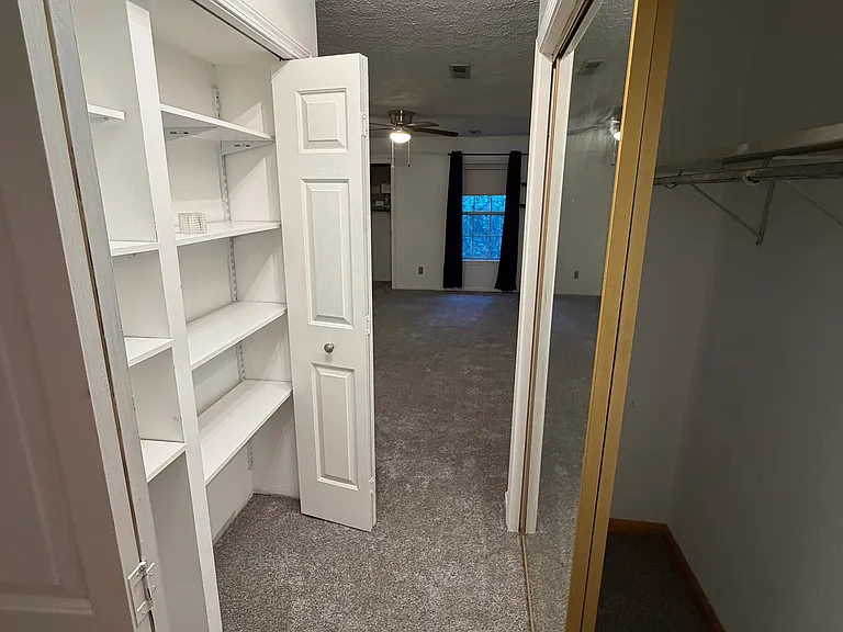 1304 Cedarwood Dr #C3 — Photo 11