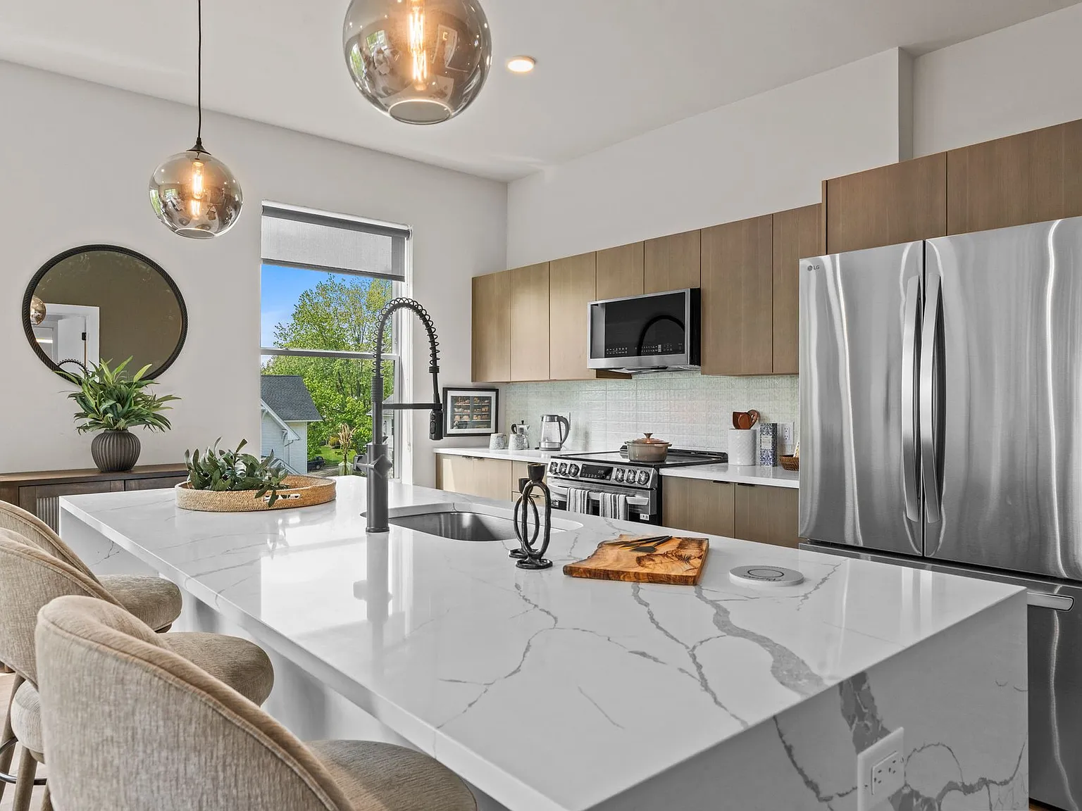 Riverhouse — Photo 1