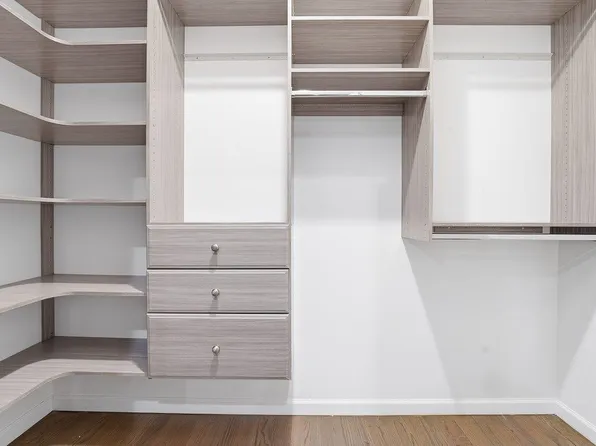 5103 Meadowview Avenue image 11 of 28