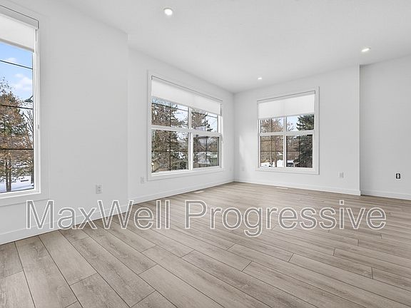 4th image of 13516 115th Ave NW #5