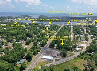 17 W 10th St #1, Carrabelle, FL 32322