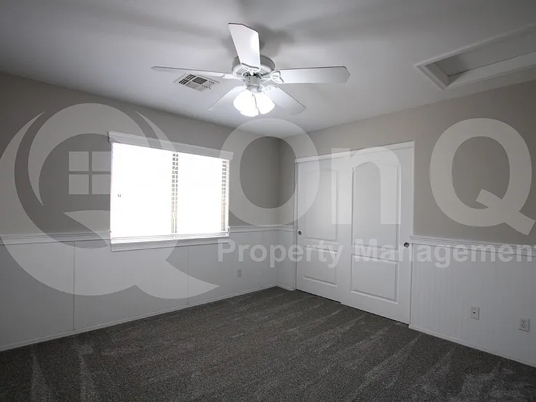 27807 N 59th Dr — Photo 11