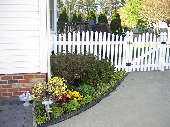 5th image of 9178 Odey Dr