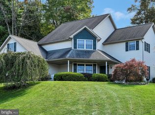 111 Chestnut Ridge Dr, Orwigsburg, PA 17961
