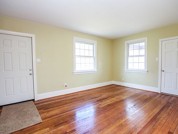 3rd image of 7 A P Hill Ave
