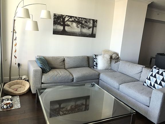 5th image of 19400 Turnberry Way APT 1821