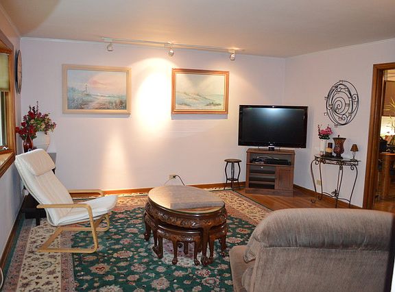 2nd image of 1644 Bristol Ave