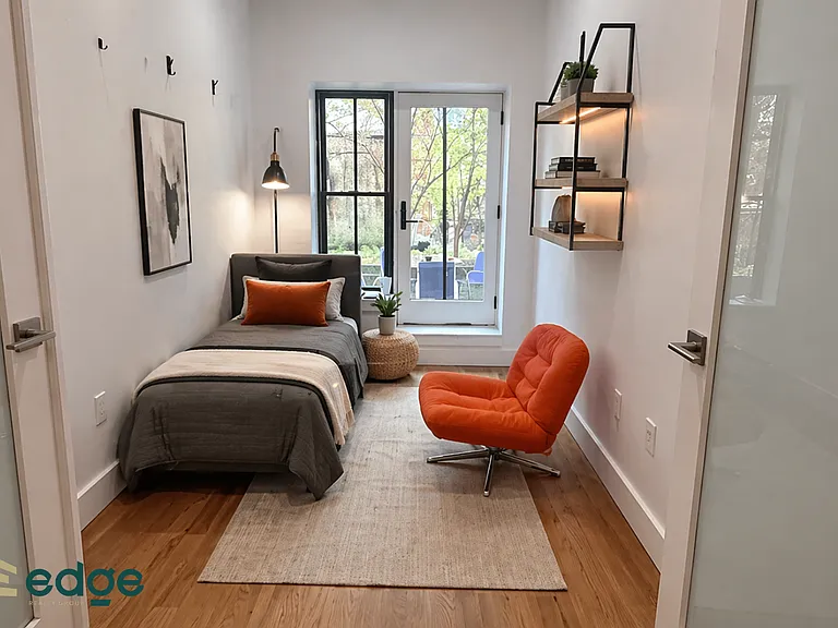 754 Grand St #1L — Photo 8