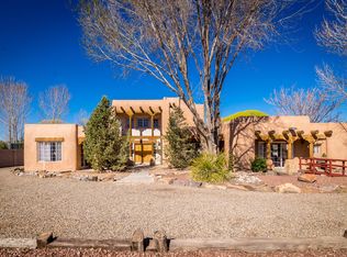 4 Gilcrease Rd, Los Lunas, NM 87031