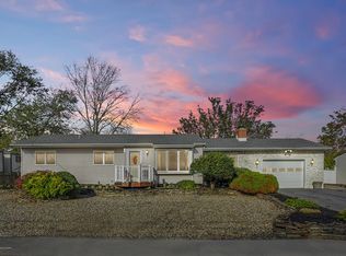 960 Hazelwood Rd, Toms River, NJ 08753