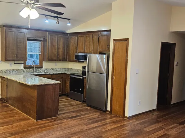 76 Bridlewood Dr, Palmyra, VA 22963