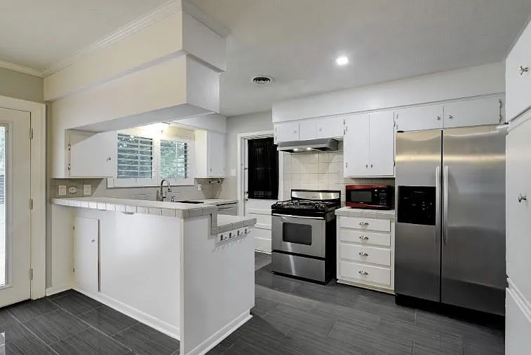 7151 Edgemoor Dr — Photo 13