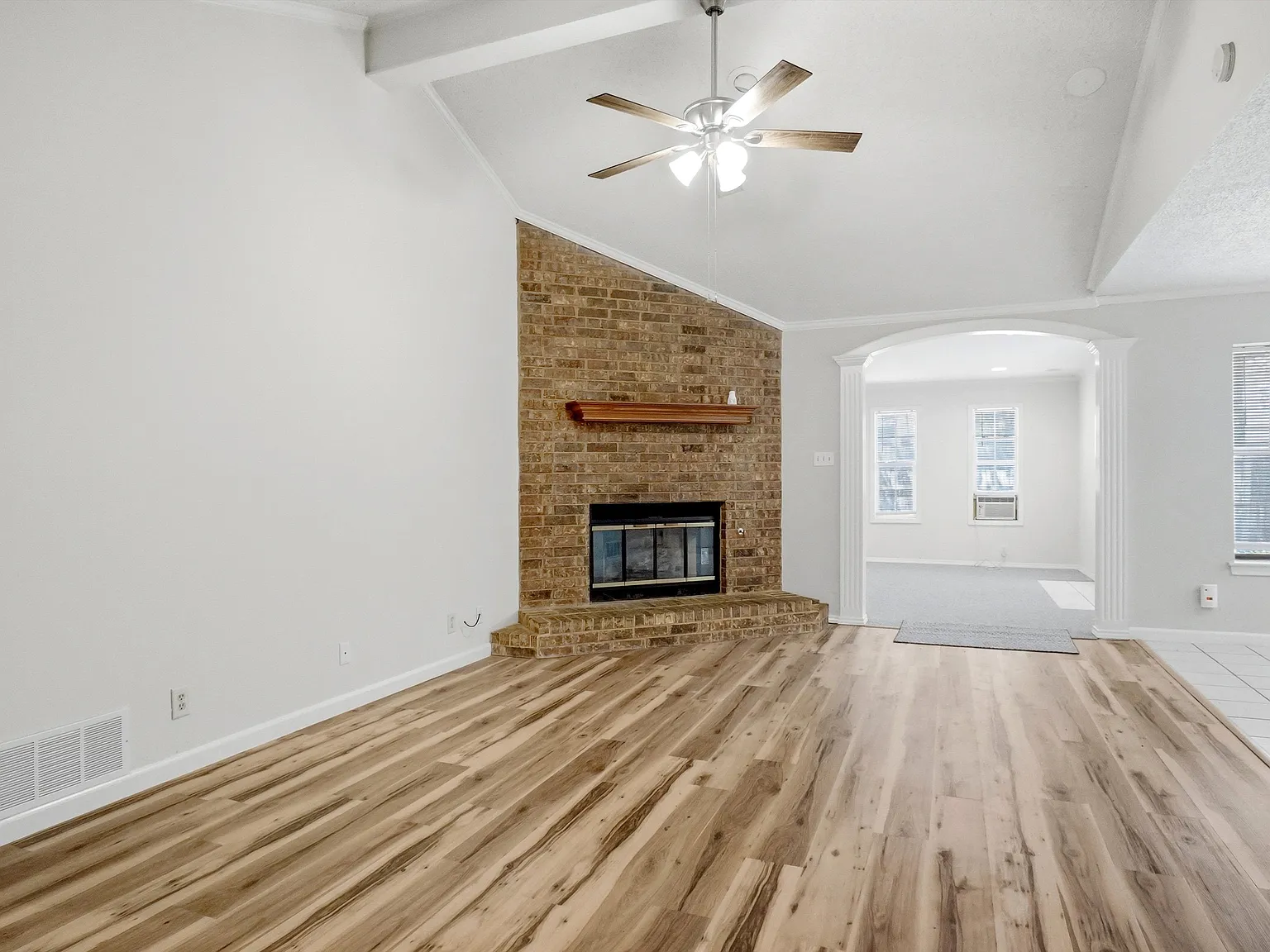 3 bed, 1650 sqft, $2,000 — Photo 3