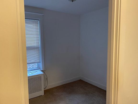2nd image of 2524 Beechwood Blvd Floor 2