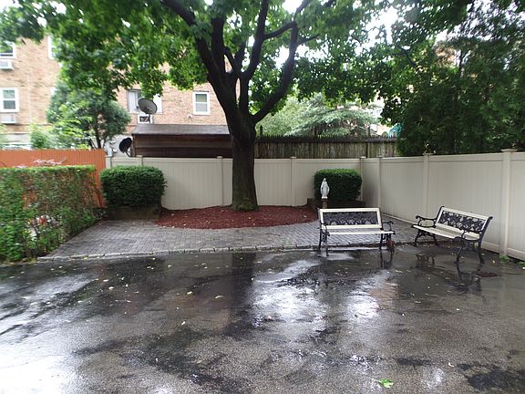 2nd image of 2321 Vance St